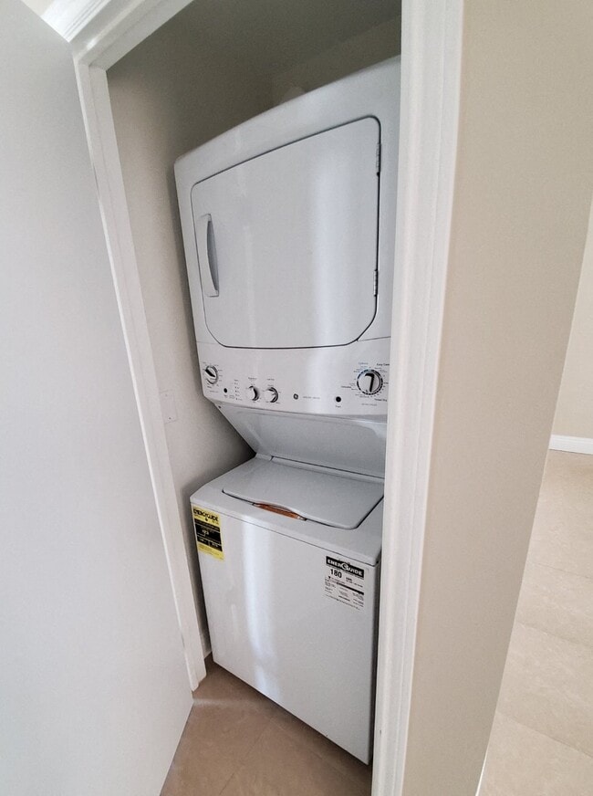 1522 Lomita Blvd. in Harbor City, CA - Foto de edificio - Building Photo