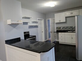 220 Munson St, Unit 3 in New Haven, CT - Building Photo