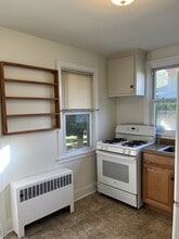 520 Hollingsworth Ave in Elkton, MD - Building Photo - Building Photo