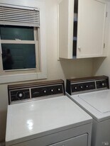 16 Frances St in San Rafael, CA - Building Photo