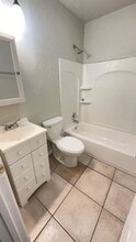 350 E Cottonwood Ave in Enid, OK - Building Photo - Building Photo