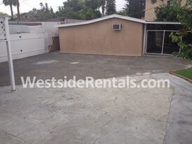 349 W Lomita Ave, Unit Guest in Glendale, CA - Building Photo