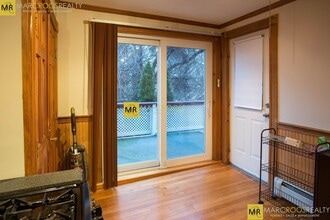 132 Bremen St, Unit #1 in Boston, MA - Building Photo - Building Photo