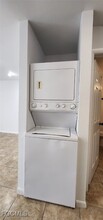 3417 SW Santa Barbara Pl in Cape Coral, FL - Building Photo - Building Photo