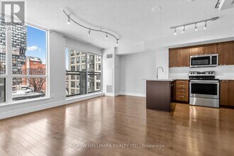 75 Dalhousie St in Toronto, ON - Building Photo - Building Photo