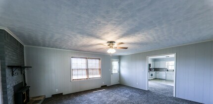 642 W Sylvania St in Springfield, MO - Building Photo - Building Photo