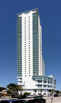 Vue at Brickell in Miami, FL - Building Photo - Building Photo