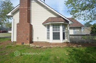 4301 Emerald Ln in Indian Trail, NC - Foto de edificio - Building Photo