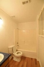 819 S 16th St in Temple, TX - Foto de edificio - Building Photo