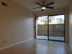 615 Brookview Way in Costa Mesa, CA - Building Photo - Building Photo