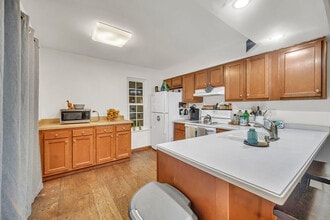 633 Chip Ct in Gurnee, IL - Building Photo - Building Photo