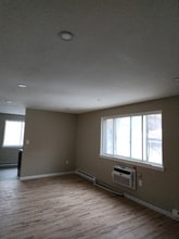 299 Park St in Bristol, CT - Building Photo - Building Photo