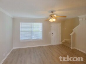 1938 Falsetto Ln, Unit 324 in Murfreesboro, TN - Building Photo - Building Photo