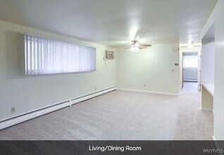 7 Sheridan Dr in Tonawanda, NY - Building Photo - Building Photo