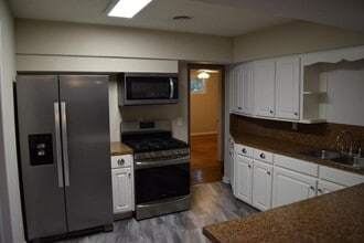 147 Wendell Dr in Columbus, GA - Building Photo - Building Photo