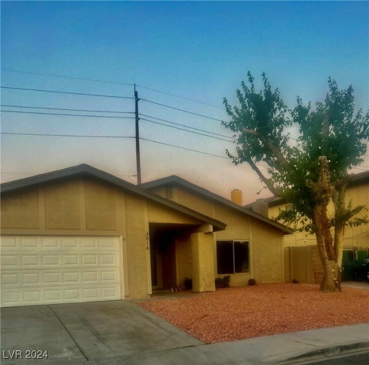 3614 S Calmosa St in Las Vegas, NV - Building Photo