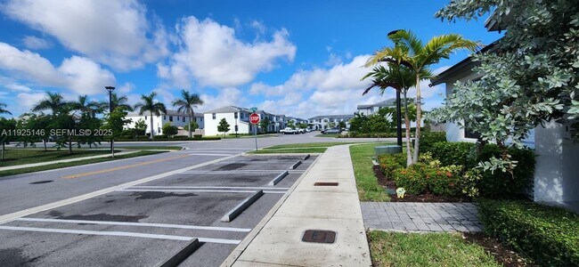 13265 SW 286th Terrace in Homestead, FL - Building Photo - Building Photo