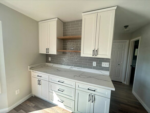 402 E Grover St in Lynden, WA - Building Photo - Building Photo