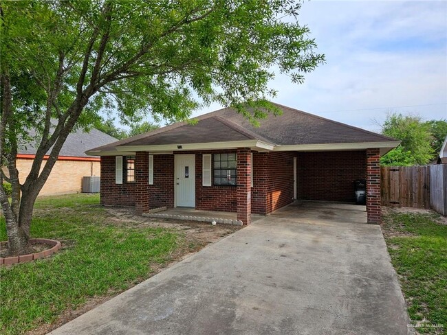 221 Austin St in Weslaco, TX - Building Photo - Building Photo