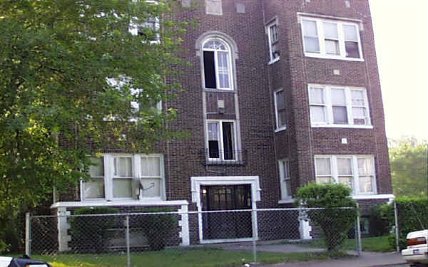 7655 S Lowe Ave in Chicago, IL - Building Photo - Building Photo