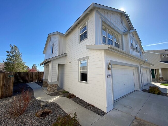 9278 Lone Wolf Cir in Reno, NV - Building Photo - Building Photo