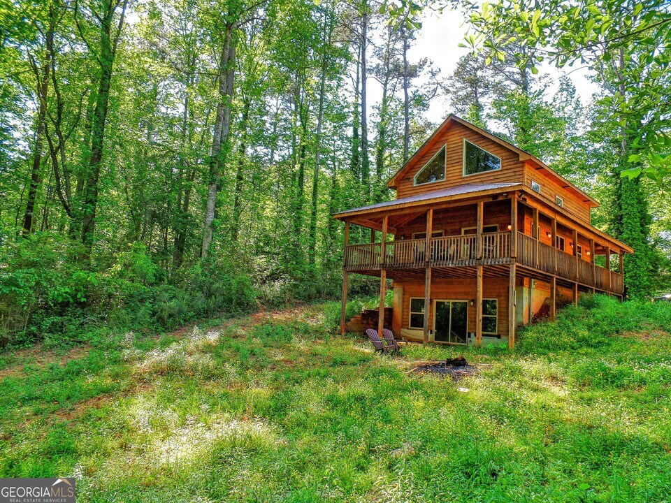 4067 Fincher Dr in Gainesville, GA - Building Photo