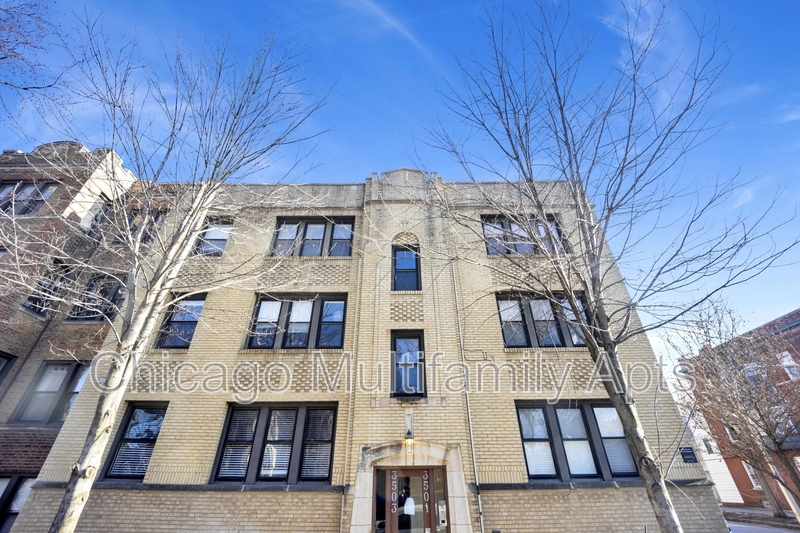 3501 N Racine Ave in Chicago, IL - Building Photo