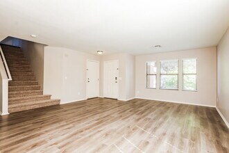 4614 N 92nd Ln in Phoenix, AZ - Building Photo - Building Photo