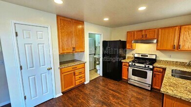 10700 Kimblewyck Cir in Northglenn, CO - Building Photo - Building Photo