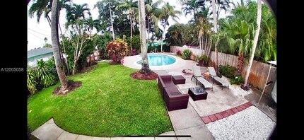 2911 Monroe St in Hollywood, FL - Building Photo - Building Photo