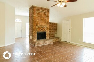 12418 Meadow Briar Dr in Stafford, TX - Building Photo - Building Photo