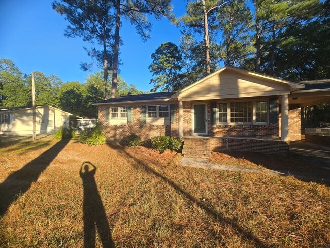 property at 2990 Shadeland Cir