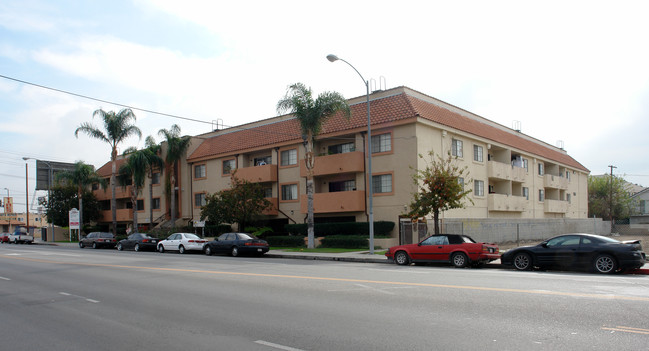 Panorama Pointe Apartments in Panorama City, CA - Building Photo - Building Photo