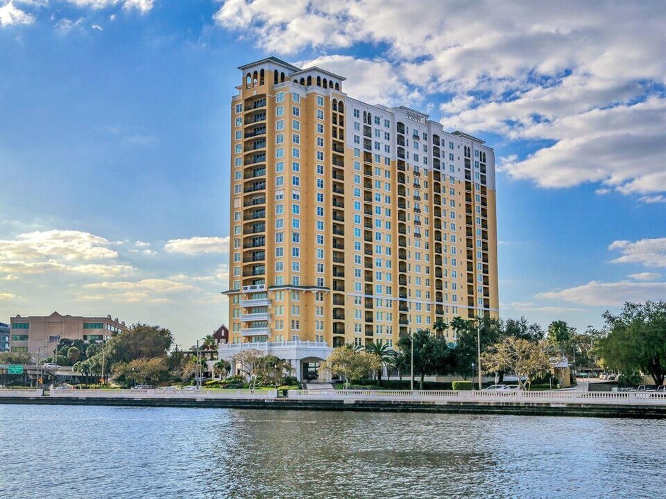 345 Bayshore Blvd in Tampa, FL - Building Photo