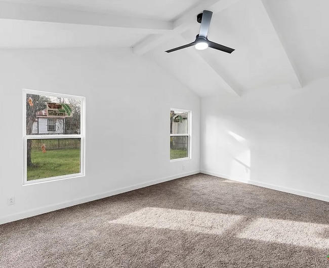 414 Ellis St in Seguin, TX - Building Photo - Building Photo