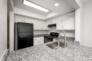 Eagle’s Edge in Indianapolis, IN - Building Photo