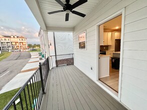 465 Portsdale Dr in Brentwood, TN - Building Photo - Building Photo