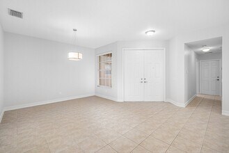 8845 Sandy Crest Ln in Boynton Beach, FL - Building Photo - Building Photo