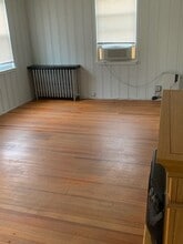 12 Forest Row, Unit 1 in Great Neck, NY - Building Photo - Building Photo