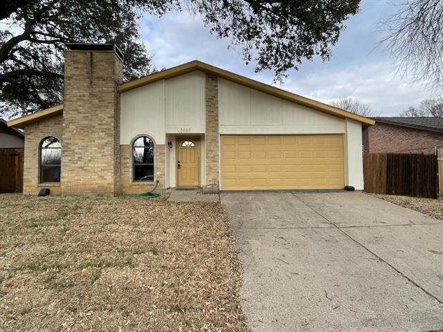 2008 Loma Verde Dr in Bedford, TX - Building Photo