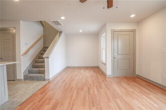 3412 SW Vel Mews in Bentonville, AR - Building Photo - Building Photo