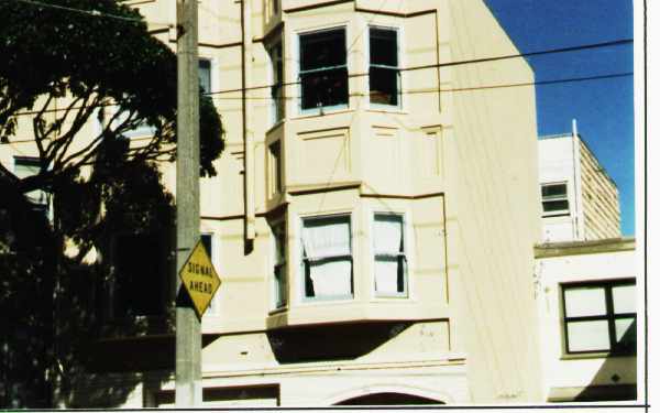 1135 Church St in San Francisco, CA - Foto de edificio