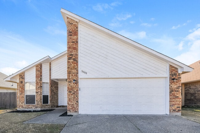 property at 5000 Highbank Dr