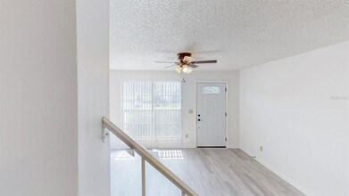 6710 121st Ave N in Largo, FL - Building Photo - Building Photo