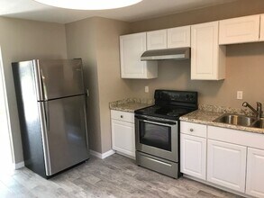861-863 Meadowlark Cir in Granbury, TX - Building Photo - Building Photo