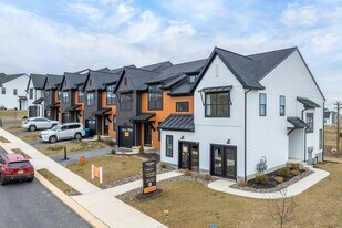 Autumn Chase Townhomes in Mechanicsburg, PA - Building Photo