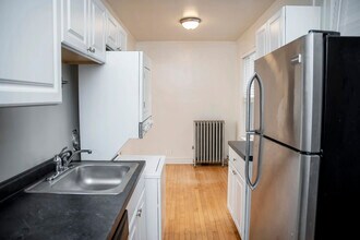 4208 N Clark St, Unit 4224-3 in Chicago, IL - Building Photo - Building Photo