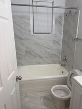 4824 New Hampshire Ave NW, Unit 1 in Washington, DC - Foto de edificio - Building Photo