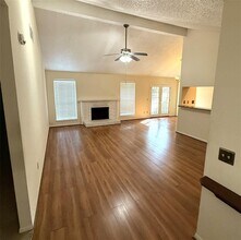 4019 Shelby Row in Sugar Land, TX - Building Photo - Building Photo