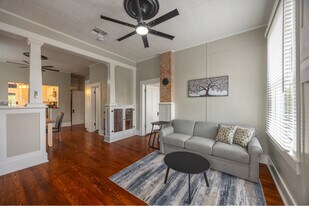 500 Madison St in San Antonio, TX - Building Photo